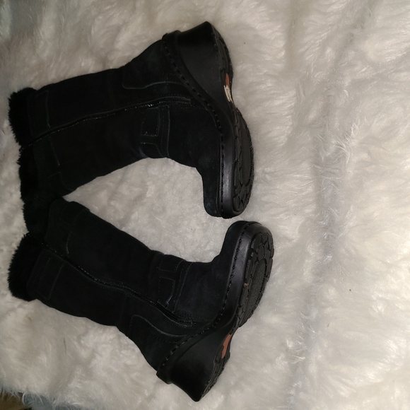St. Johns Bay S. 6 M Black Suede Wedge Boots - Picture 4 of 7
